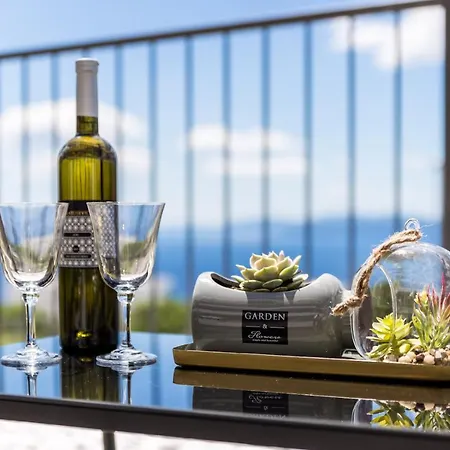 Seaview „megan“ With Sunny Terrace Kastav